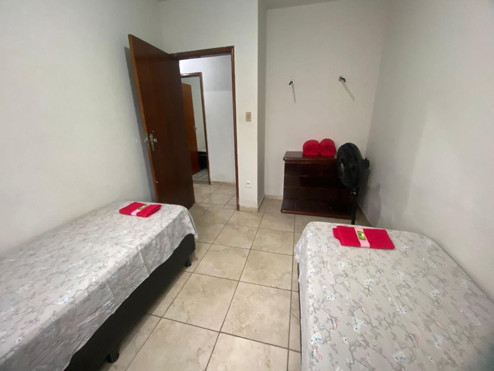 Casas De Temporadas - Hotel Recanto Do Sossego Uberlândia الغرفة الصورة